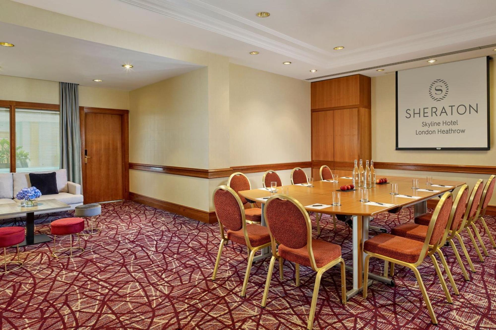 Sheraton Skyline Hotel London Heathrow Hillingdon Exterior foto