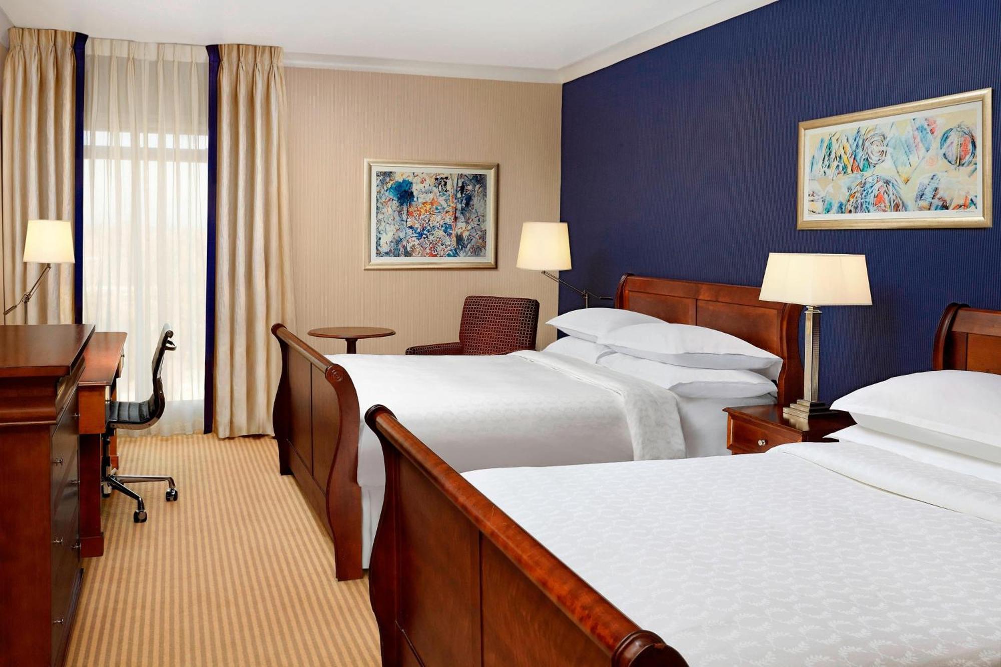 Sheraton Skyline Hotel London Heathrow Hillingdon Exterior foto